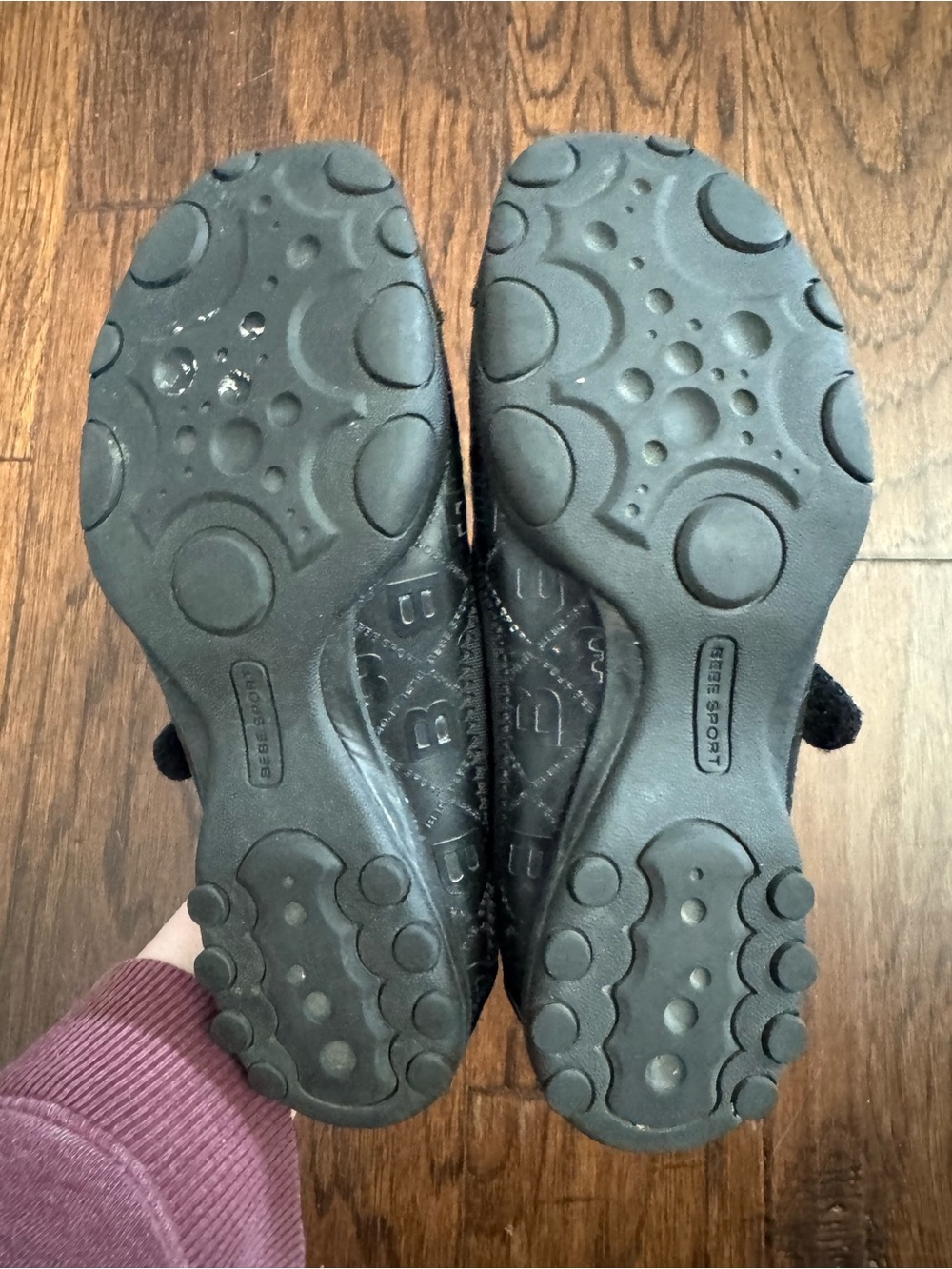 BEBE Sport Y2K black slip on Velcro strap women’s sneaker shoe - size 6 - Picture 4 of 5